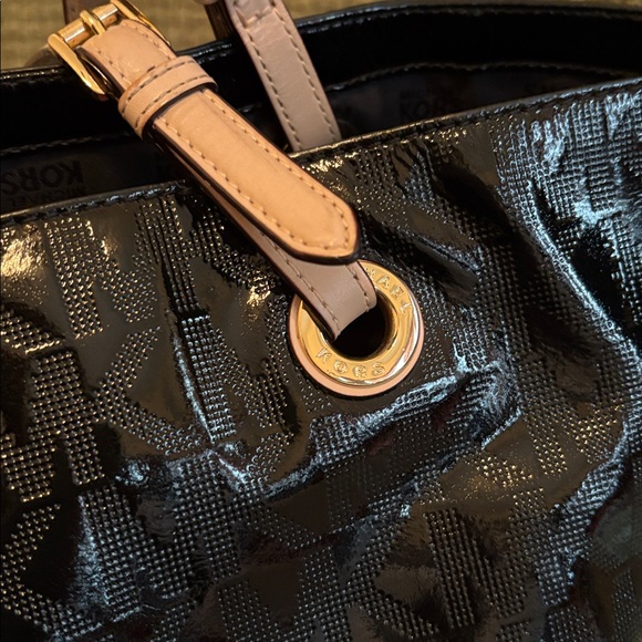 Michael Kors metallic patent leather 2 way tote CLEAN - Picture 4 of 10